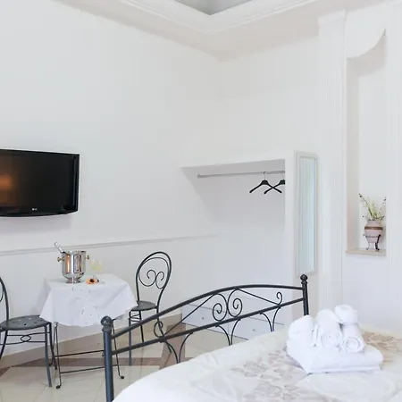 ベッド・アンド・ブレックファスト Ardea アヴェルサ