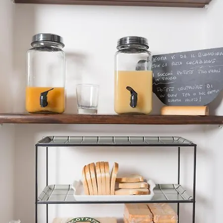 ベッド・アンド・ブレックファスト Ardea アヴェルサ